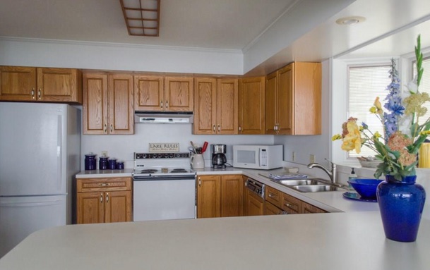 Original oak kitchen before renovation